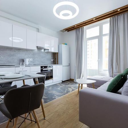 Nyvky Like Home - Nyvky Park - Apt 45 كييف المظهر الخارجي الصورة