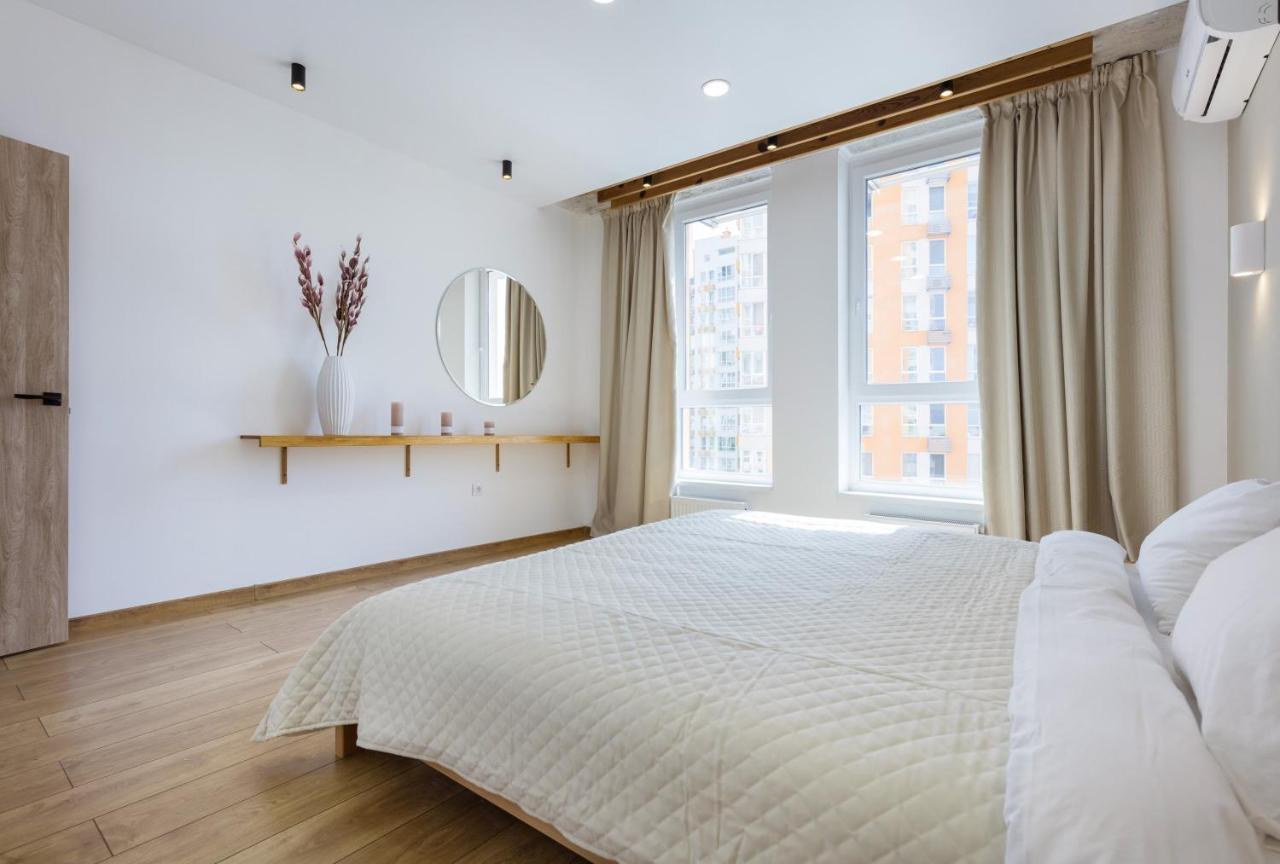 Nyvky Like Home - Nyvky Park - Apt 45 كييف المظهر الخارجي الصورة